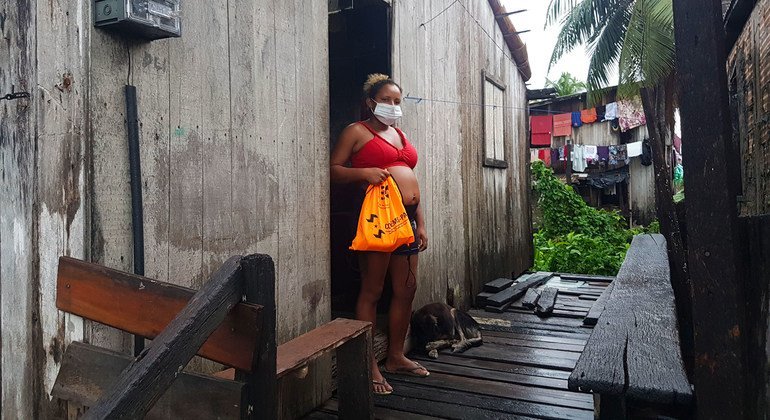 Vacunas del COVID hambre en América Latina violencia machista Las noticias del martes